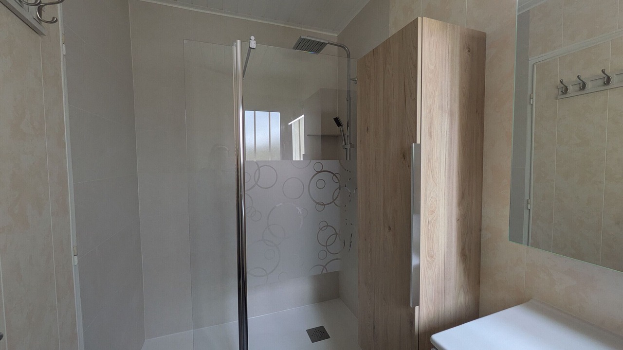 Photo of Bathroom in Germignonville