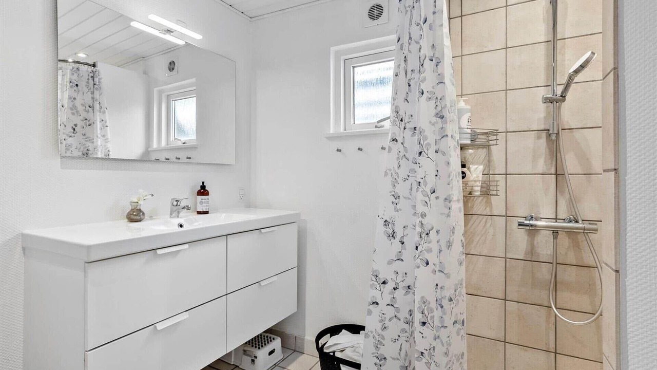 Photo of Bathroom in Frolunde