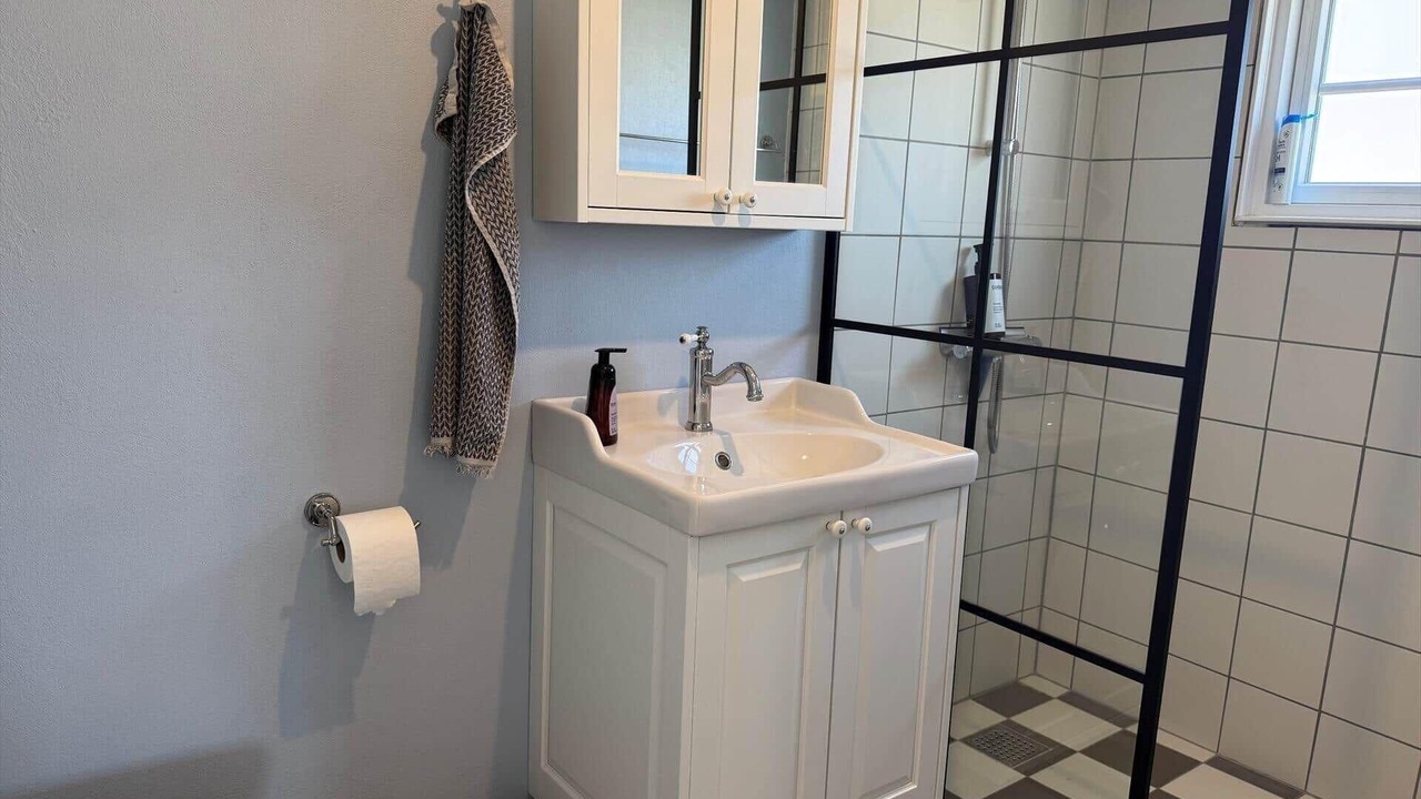Photo of Bathroom in Fjand Badeby