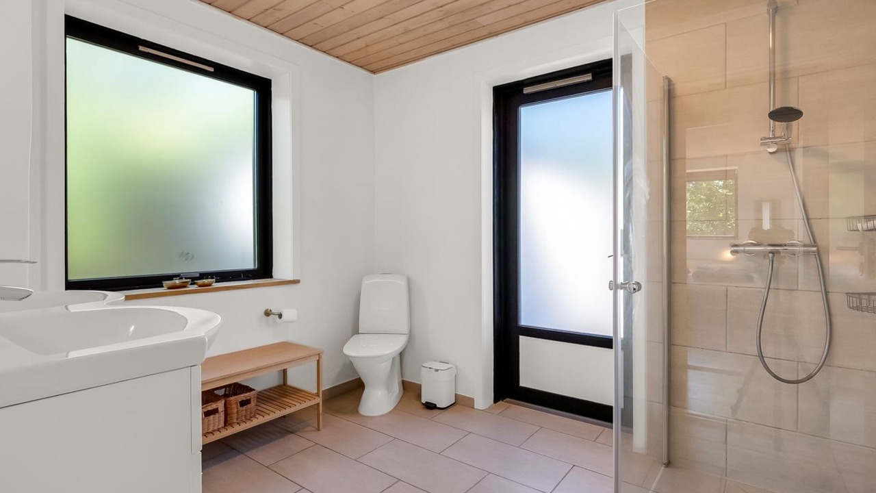 Photo of Bathroom in Lyngsbæk Strand