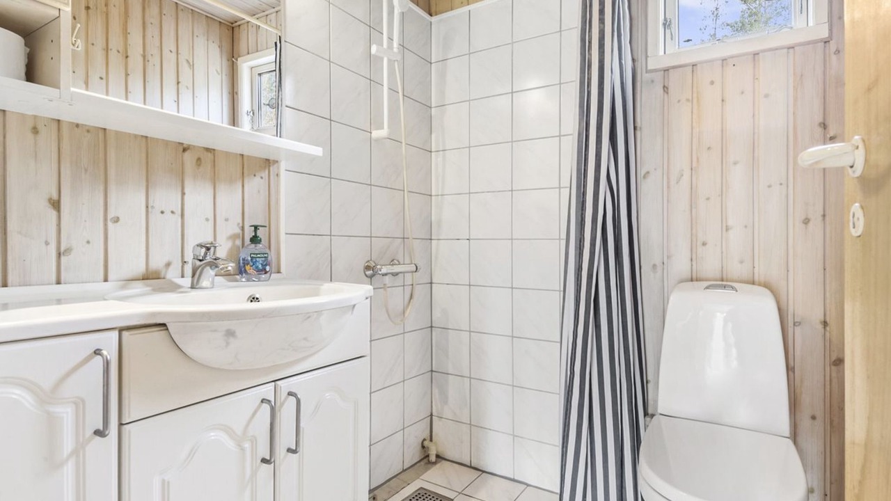 Photo of Bathroom in Øksenmølle