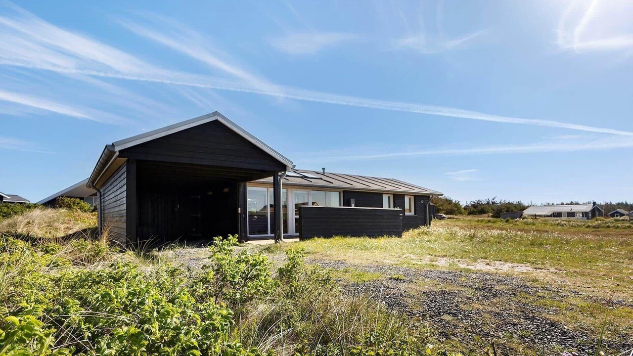 Photo of Outdoor in Vrist Strand