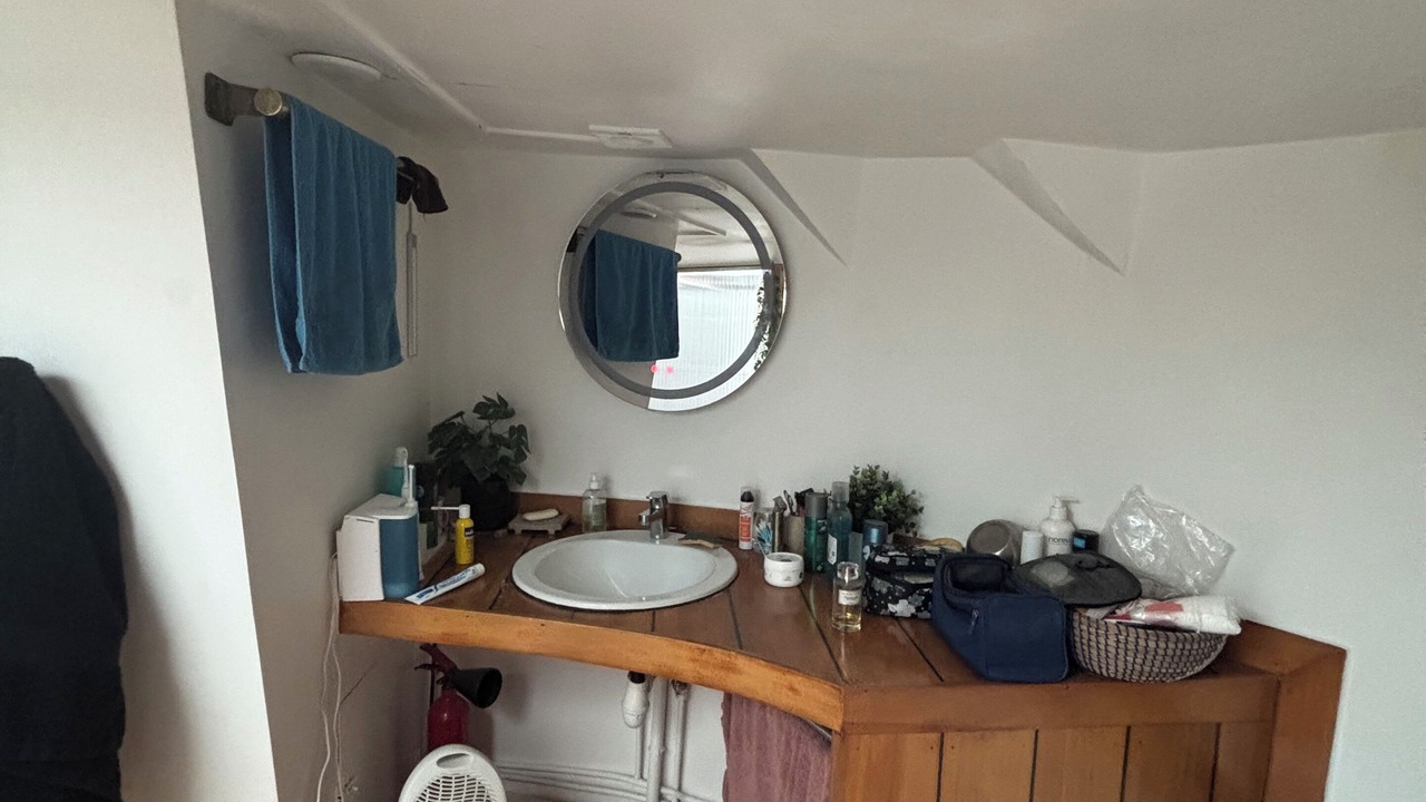 Photo of Bathroom in Quartier de la Salpetriere