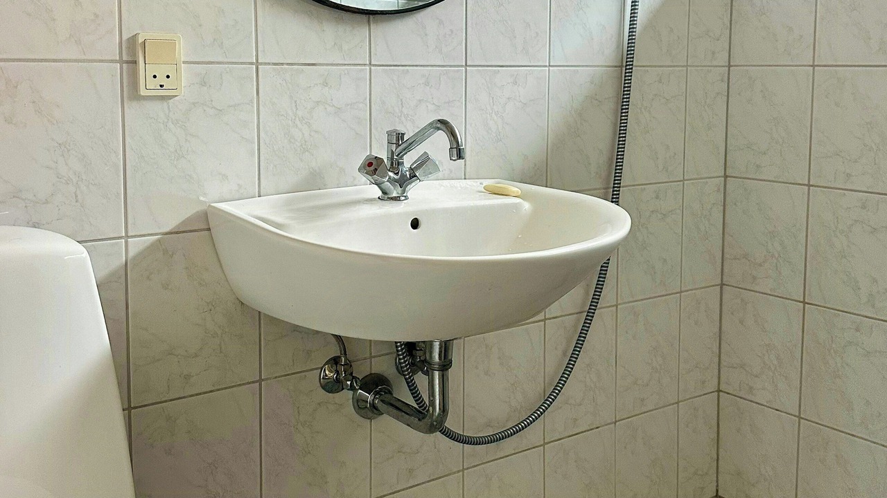 Photo of Bathroom in Beder Malling