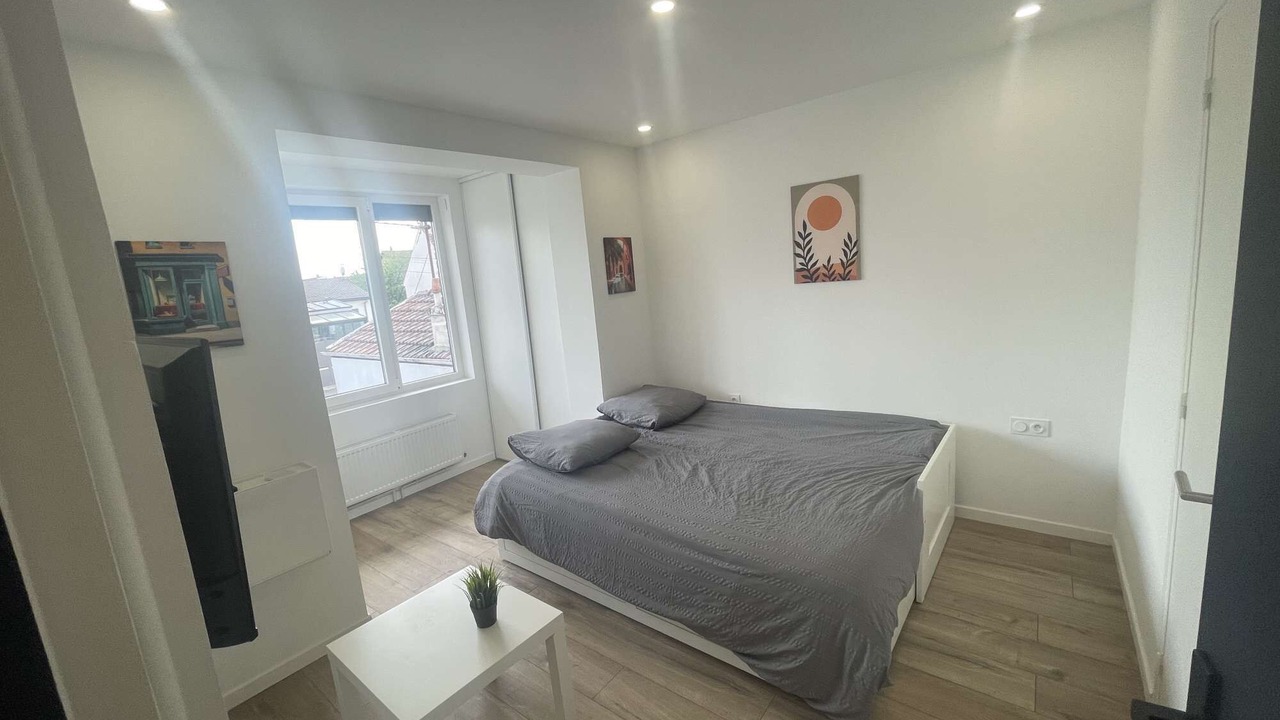 Photo of Bedroom in Argenteuil