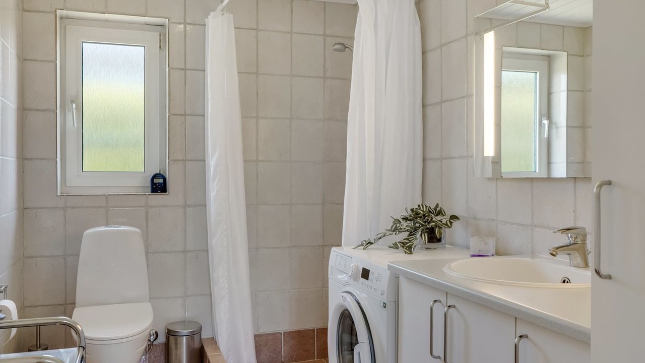 Photo of Bathroom in Remmer Strand
