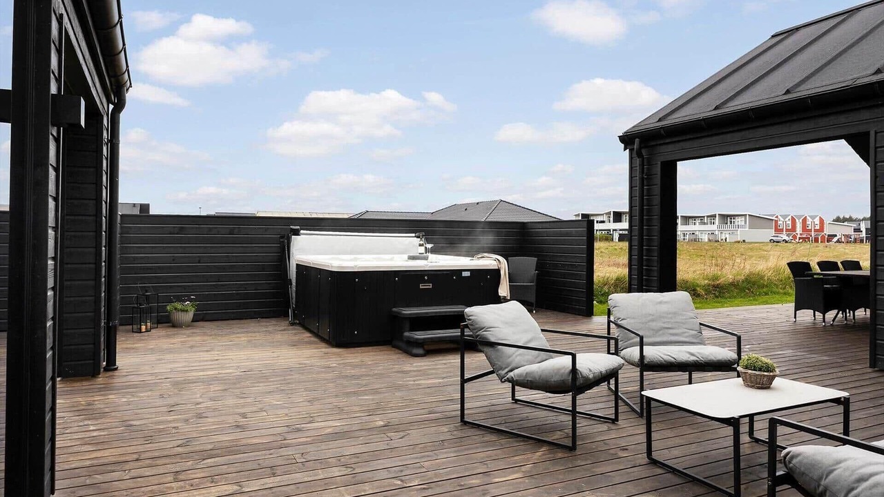 Photo of Patio Balcony in Lokken