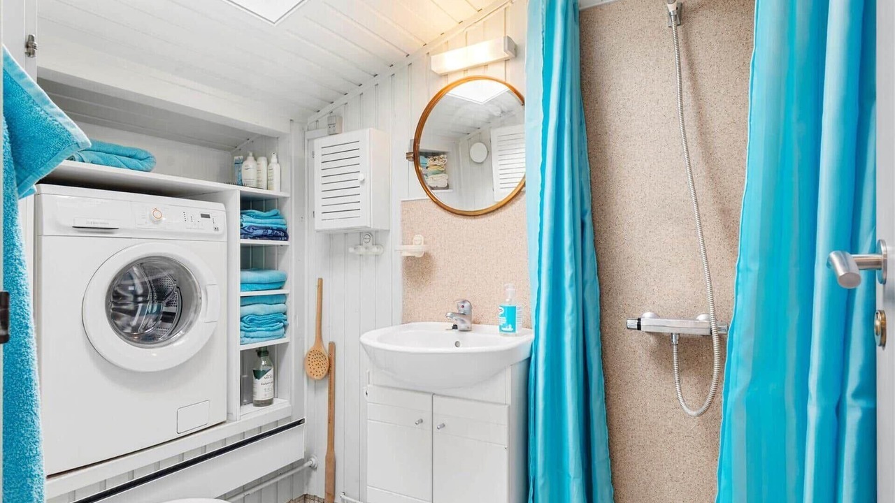 Photo of Bathroom in Hou