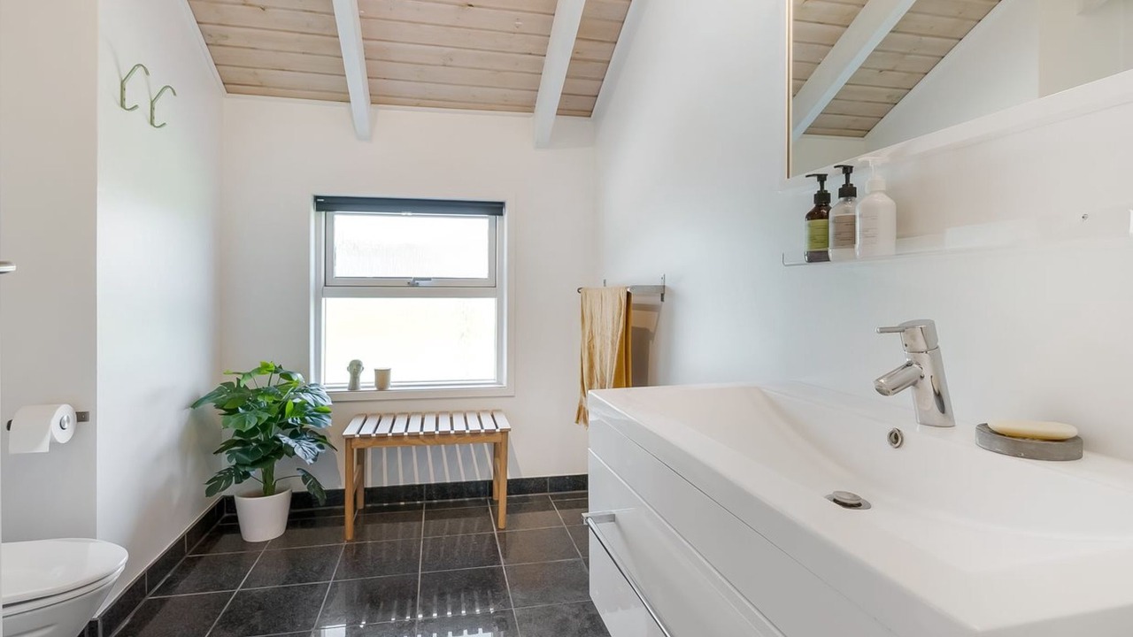 Photo of Bathroom in Knebel