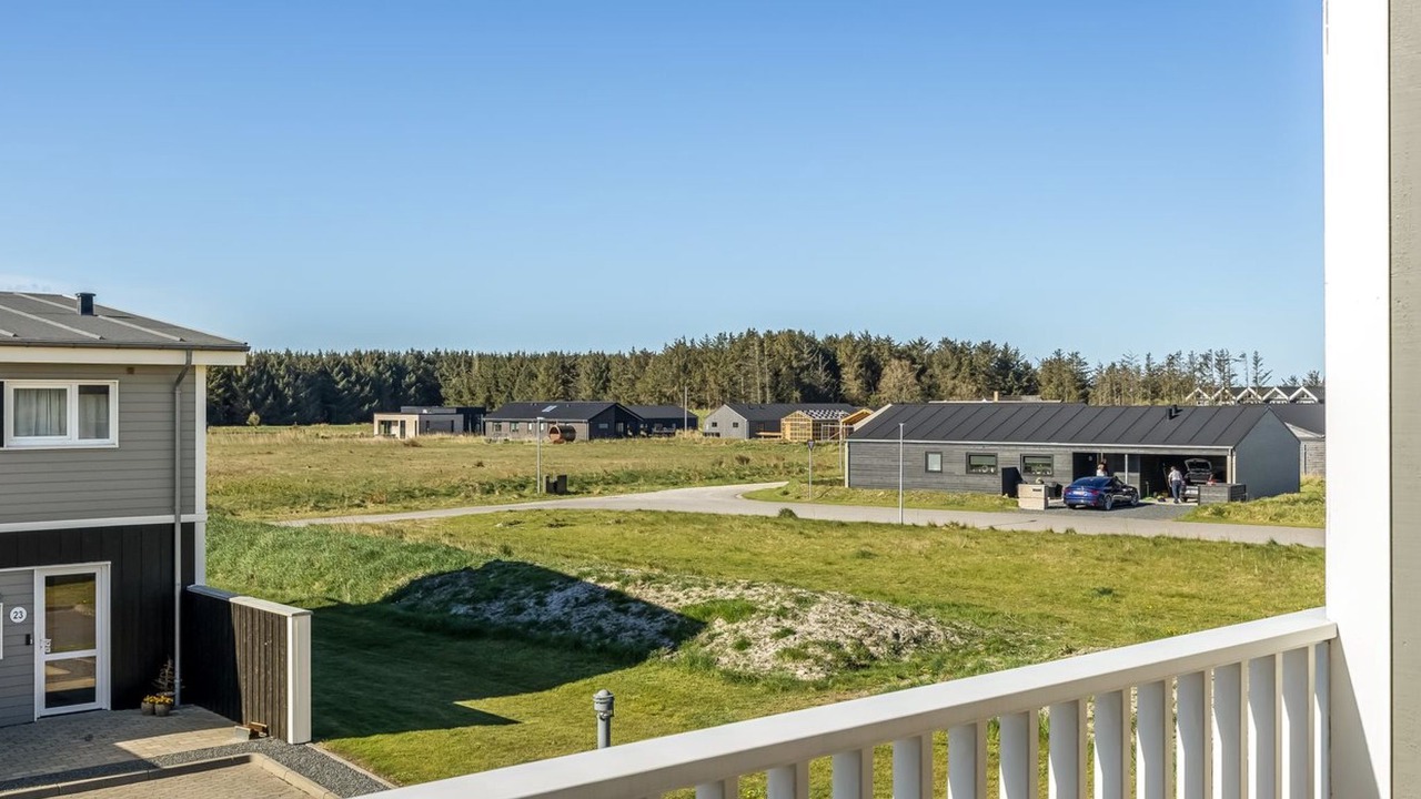 Photo of Others in Lokken