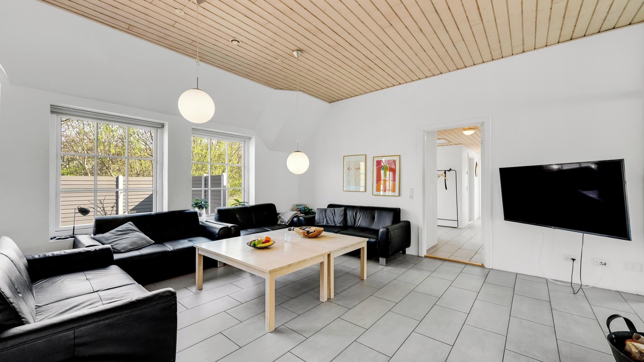 Photo of Others in Øby