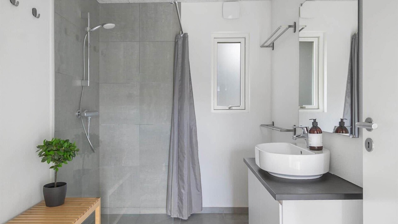 Photo of Bathroom in Diernæs