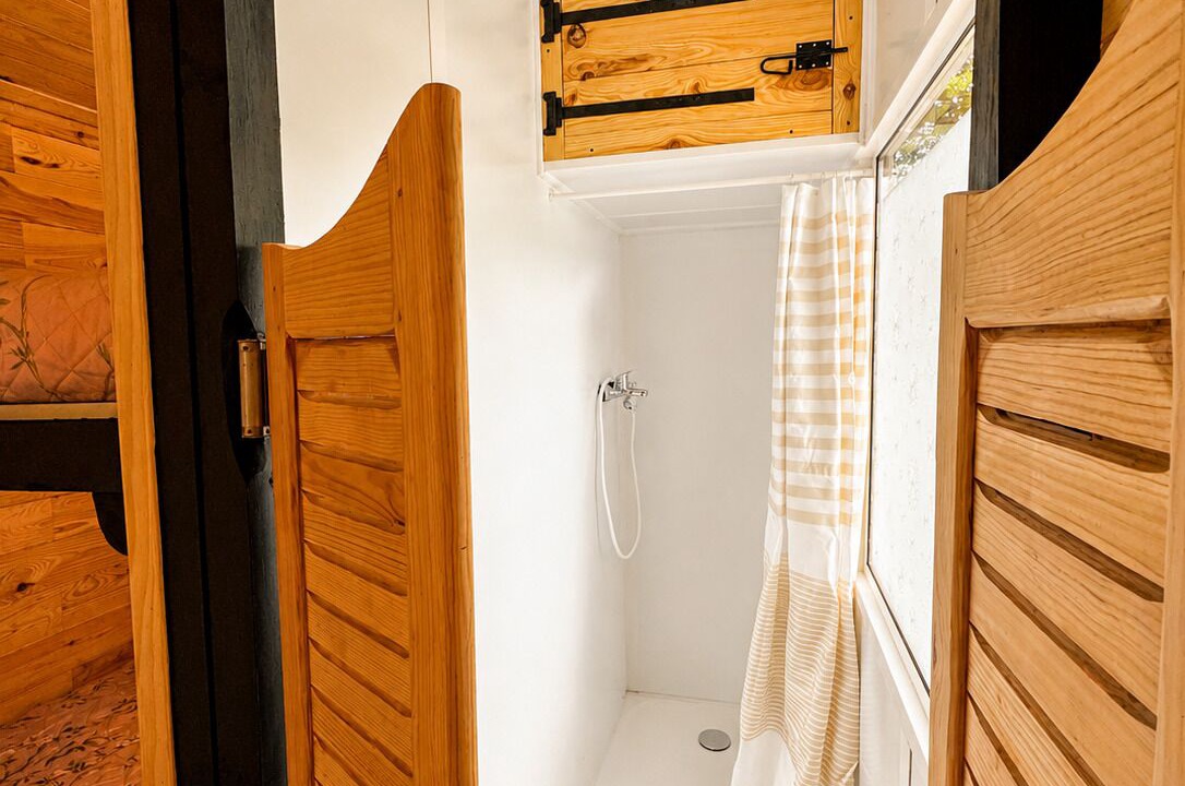 Photo of Bathroom in Mignaloux-Beauvoir