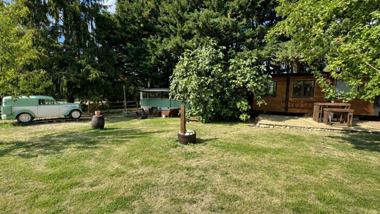 Photo of Patio Balcony in Mignaloux-Beauvoir
