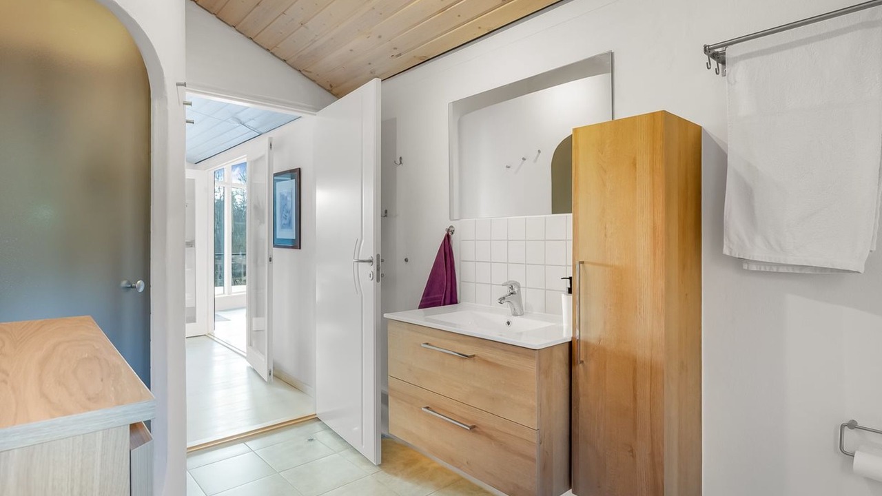 Photo of Bathroom in Lyngsbæk Strand