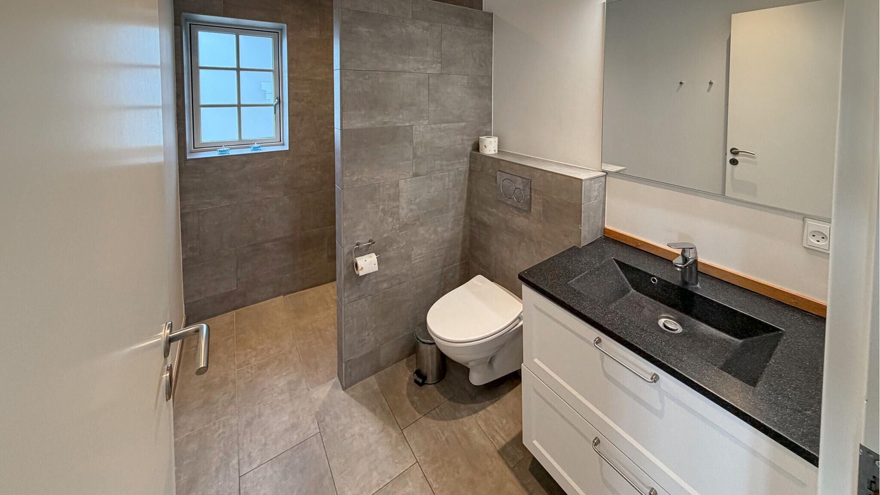Photo of Bathroom in Mommark Strand