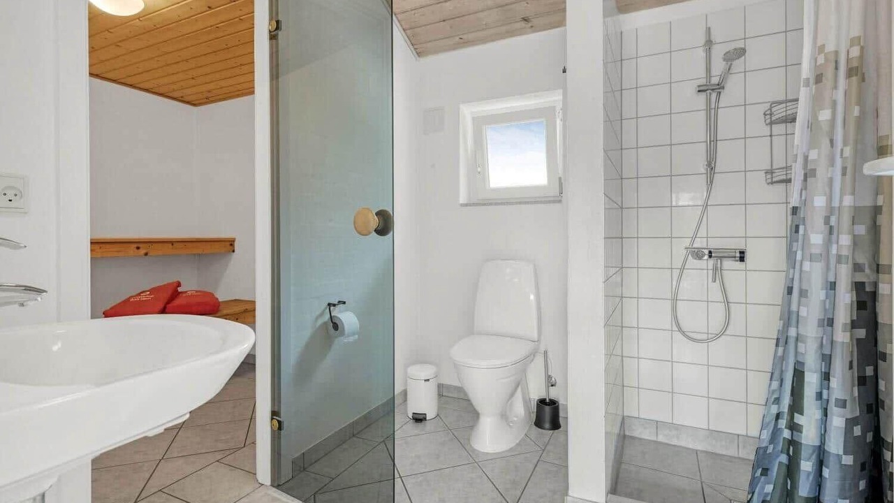 Photo of Bathroom in Ringkøbing-Skjern Municipality