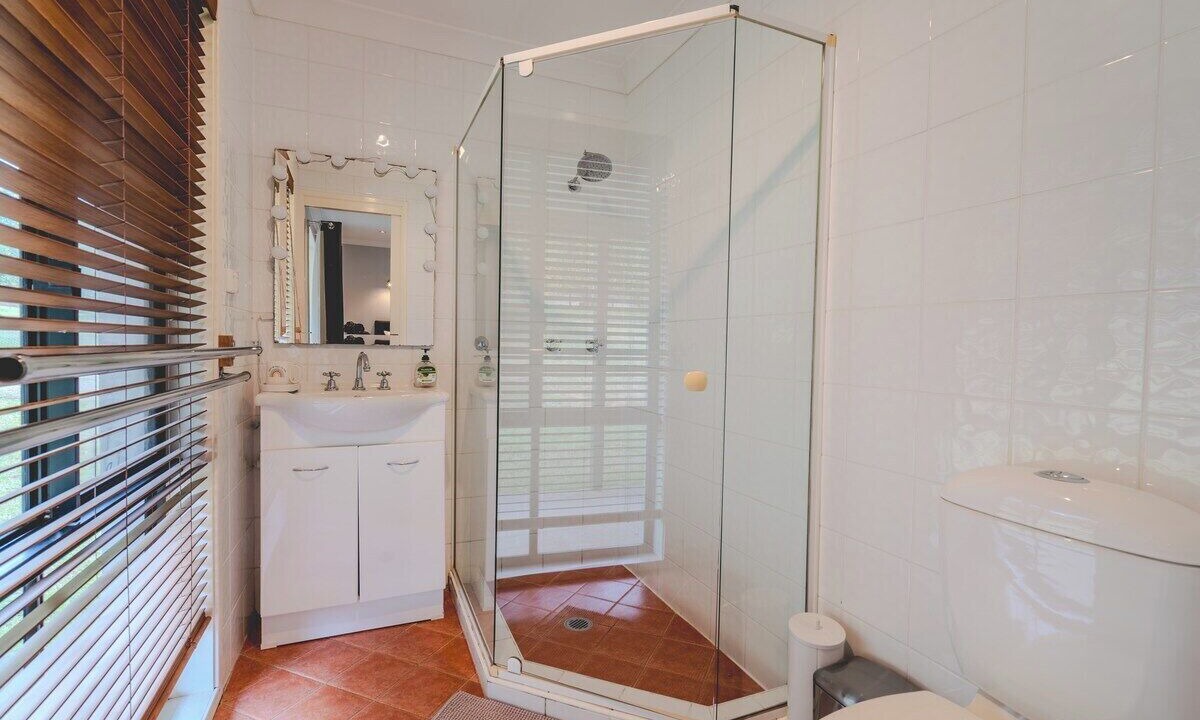 Photo of Bathroom in Mount Hunter