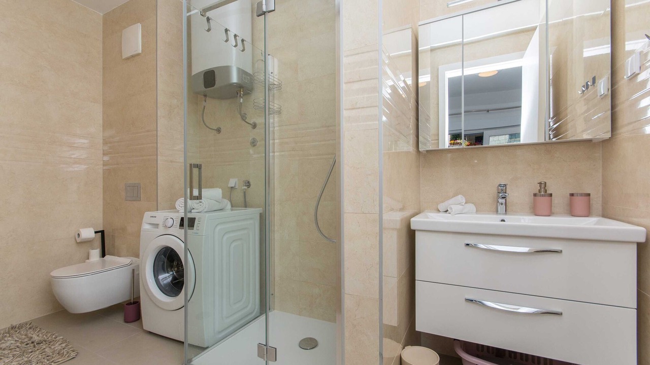 Photo of Bathroom in Montovjerna