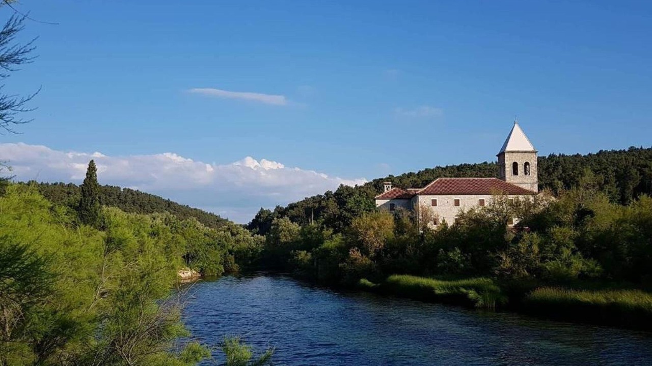 Photo of Others in Gornji Karin
