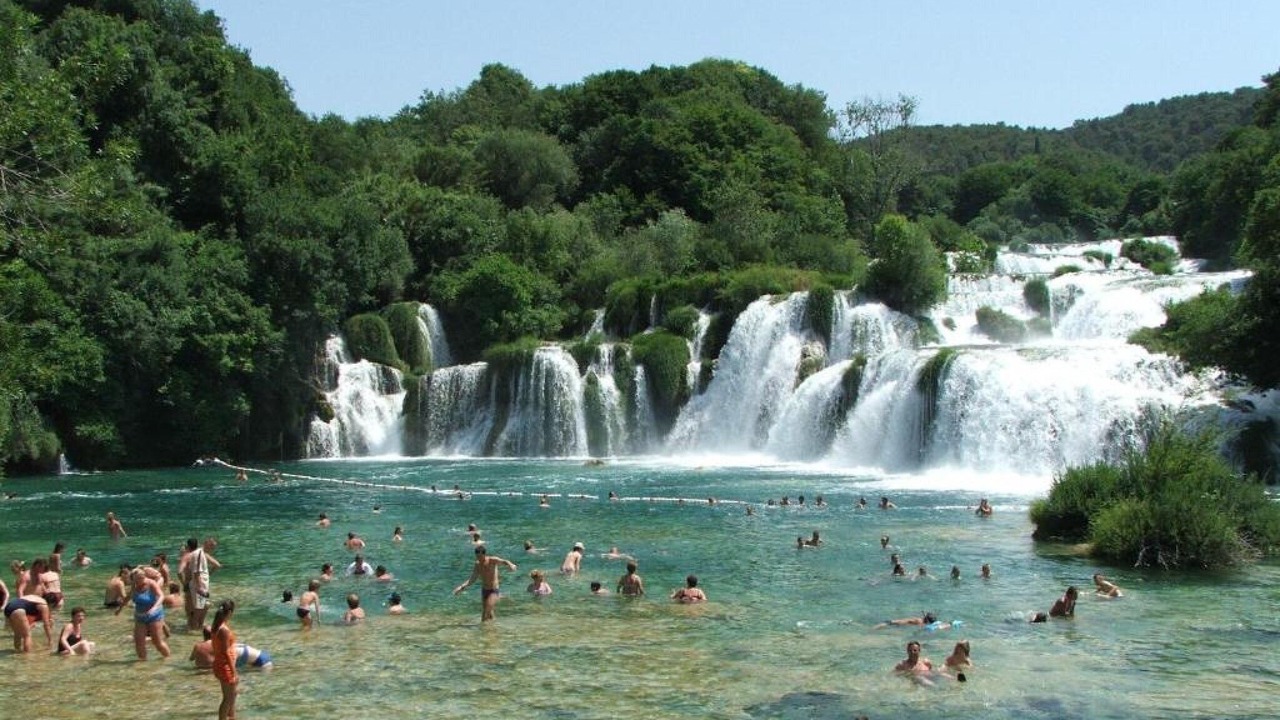 Photo of Others in Gornji Karin