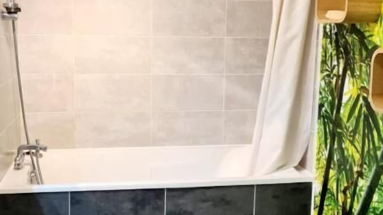 Photo of Bathroom in Pilotiere