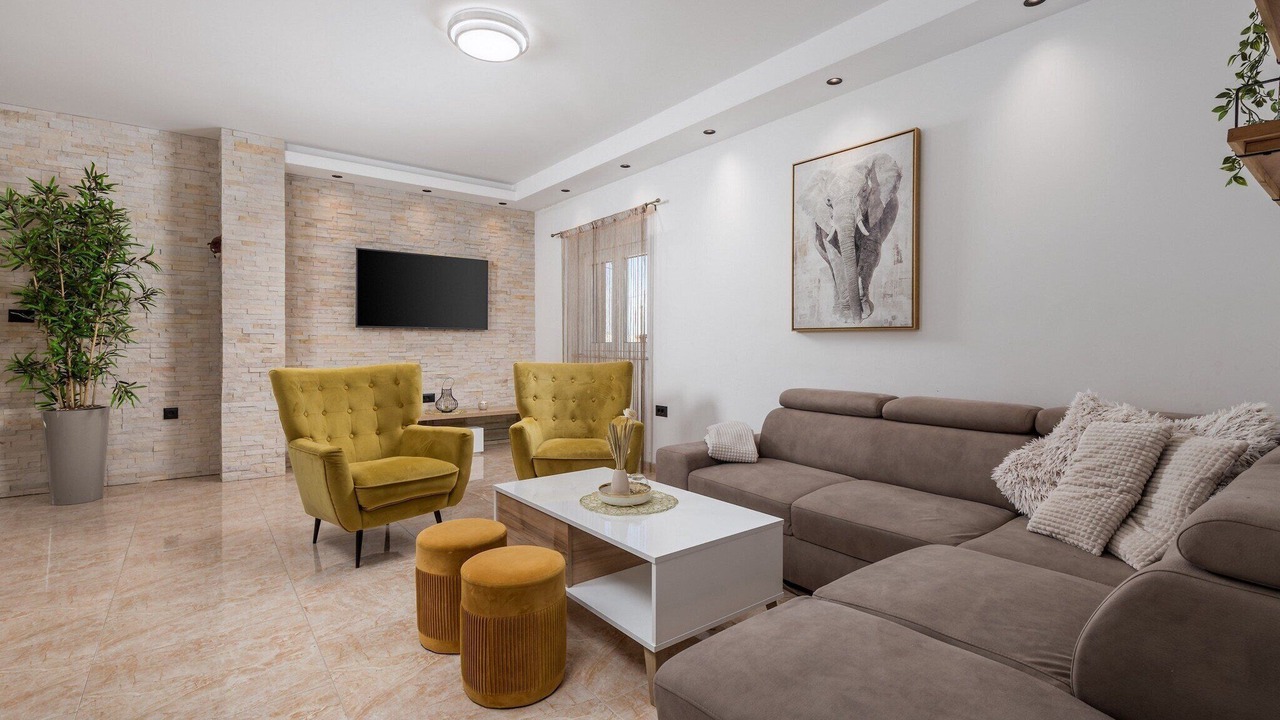 Photo of Livingroom in Lipa