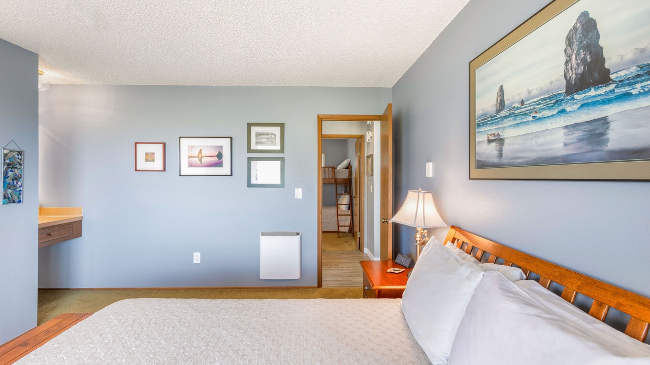 Photo of Bedroom in Moclips