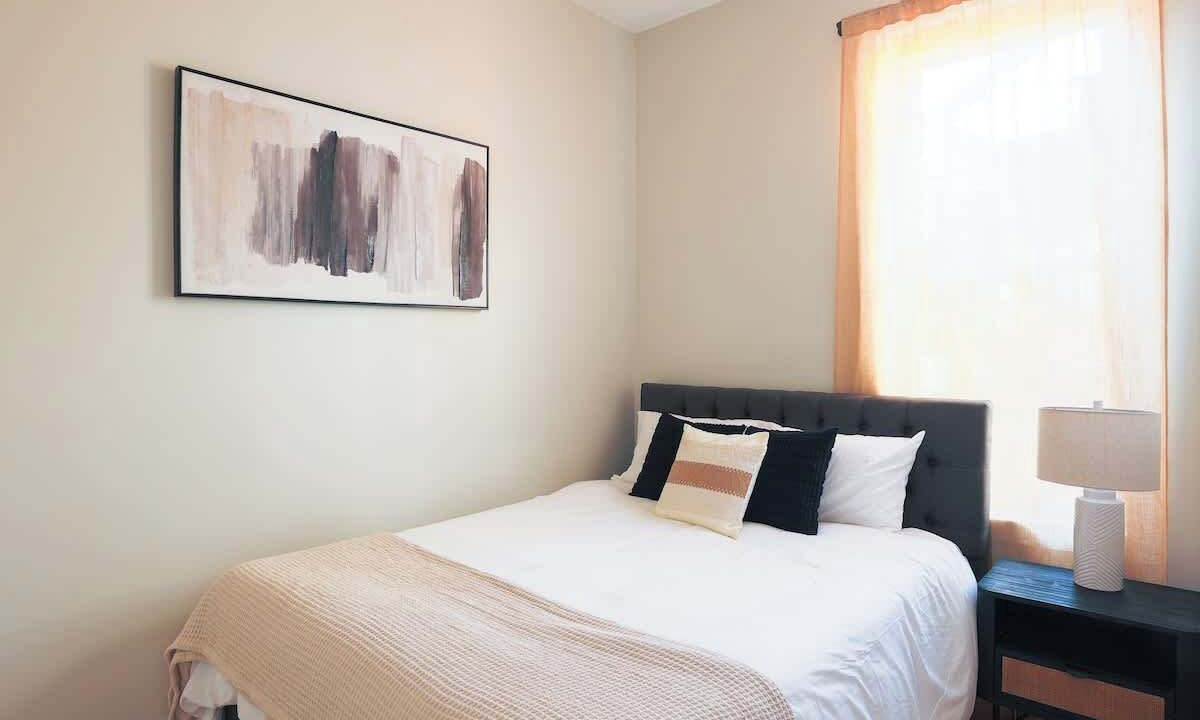 Photo of Bedroom in Sheffield and DePaul