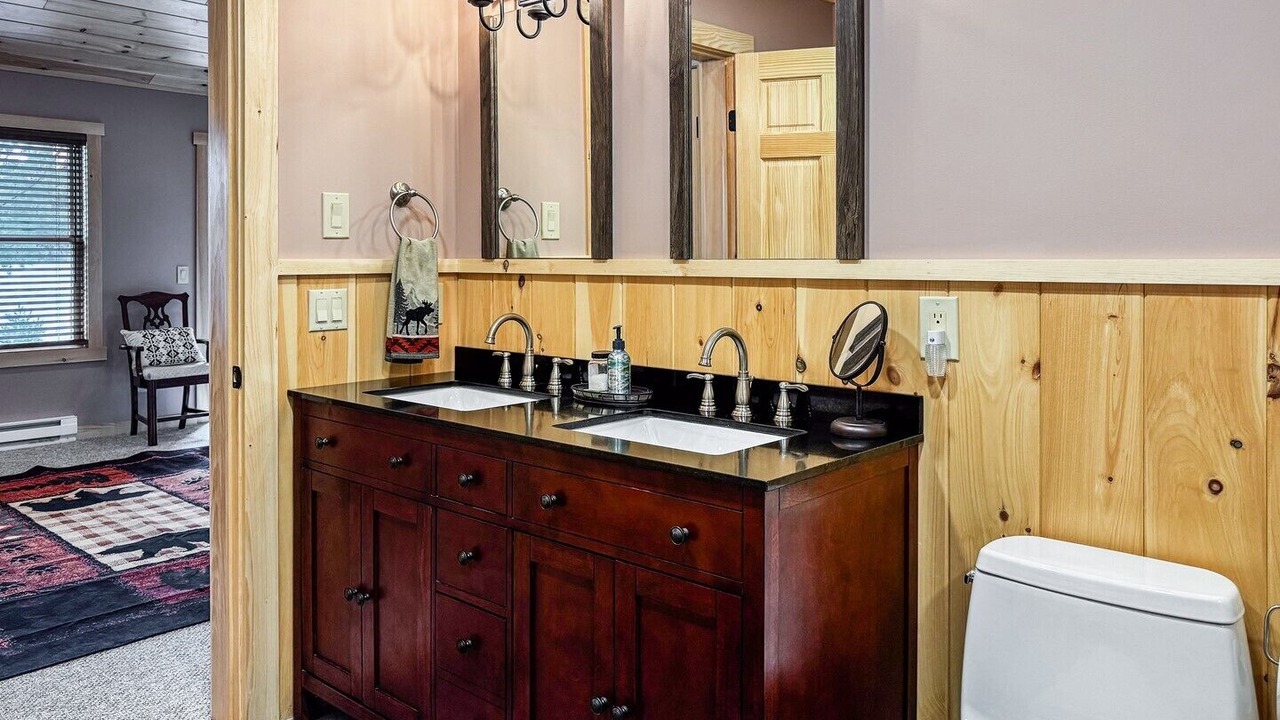 Photo of Bathroom in Inlet