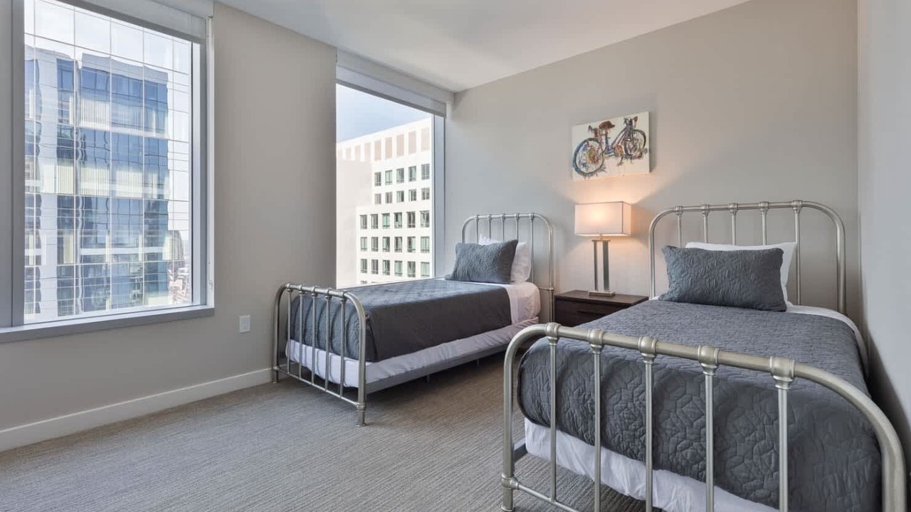 Photo of Bedroom in Seaport District