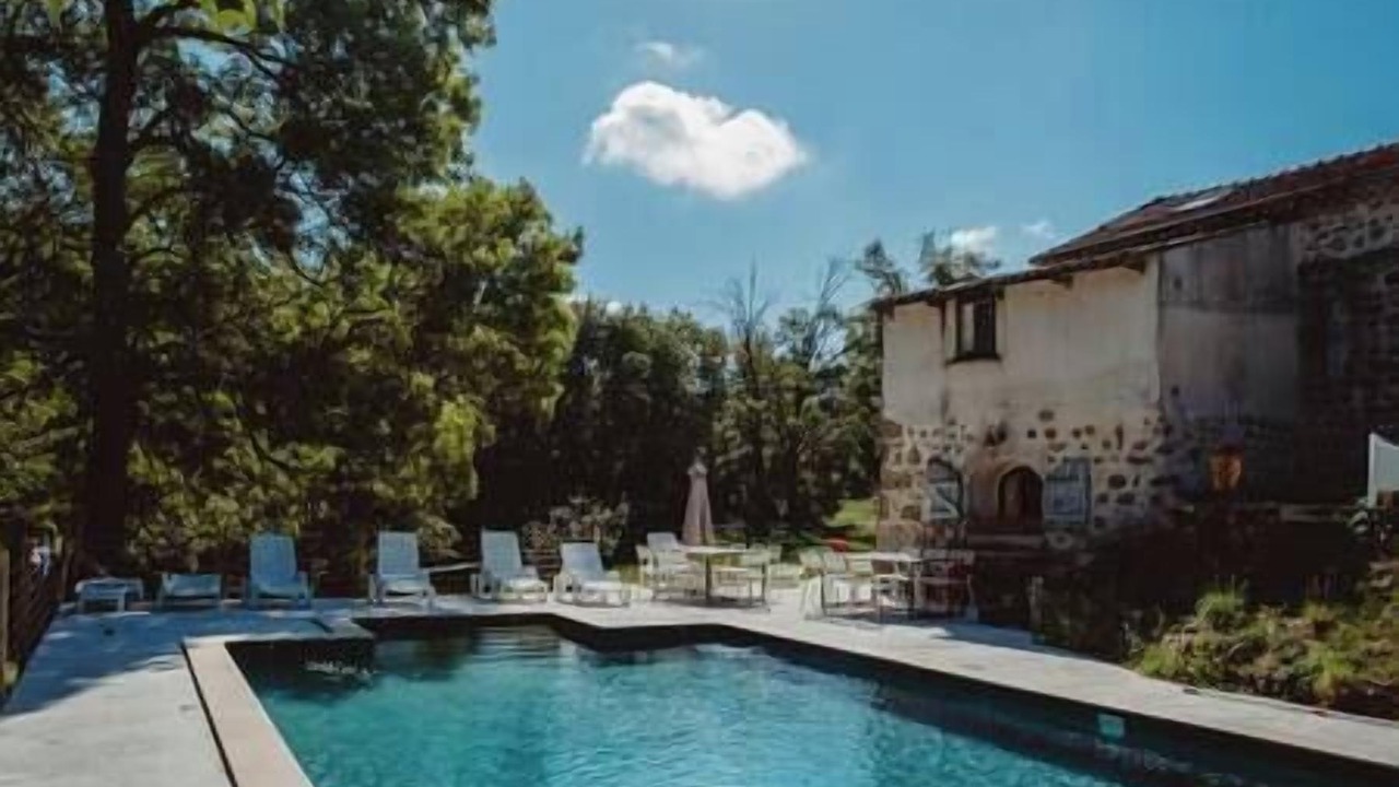 Photo of Others in Saint-Barthelemy-Grozon