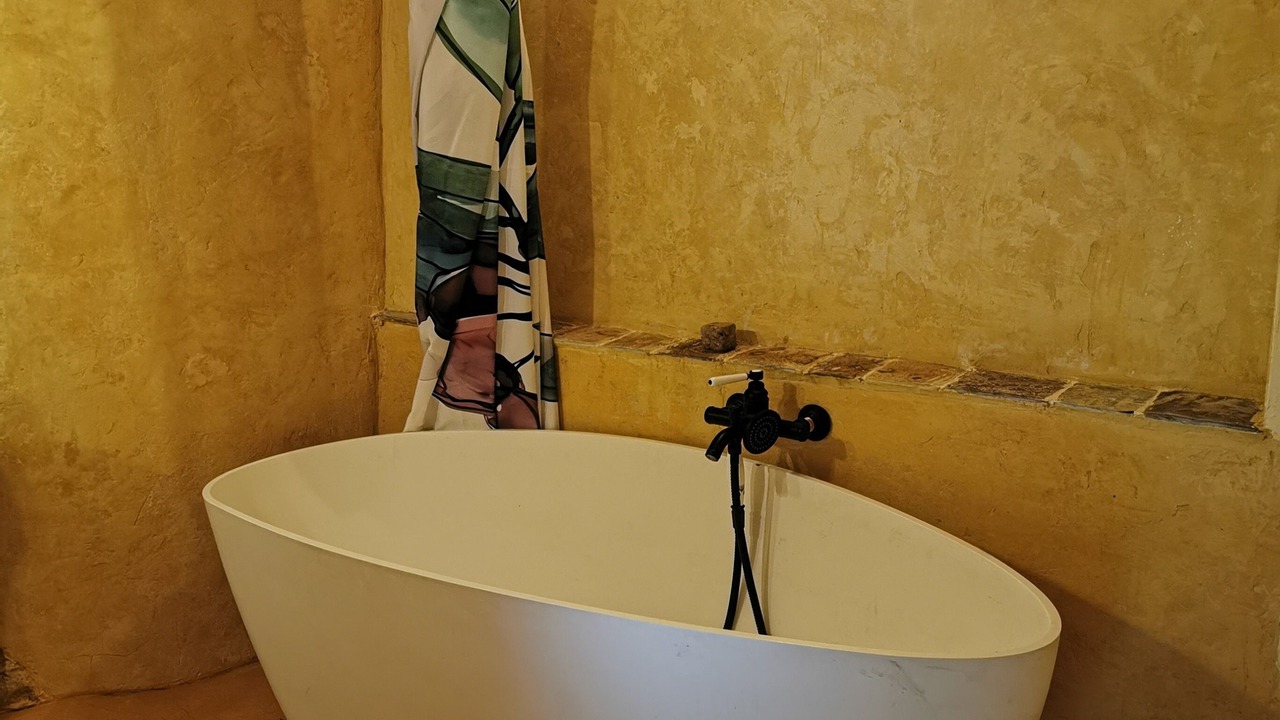 Photo of Bathroom in Barles