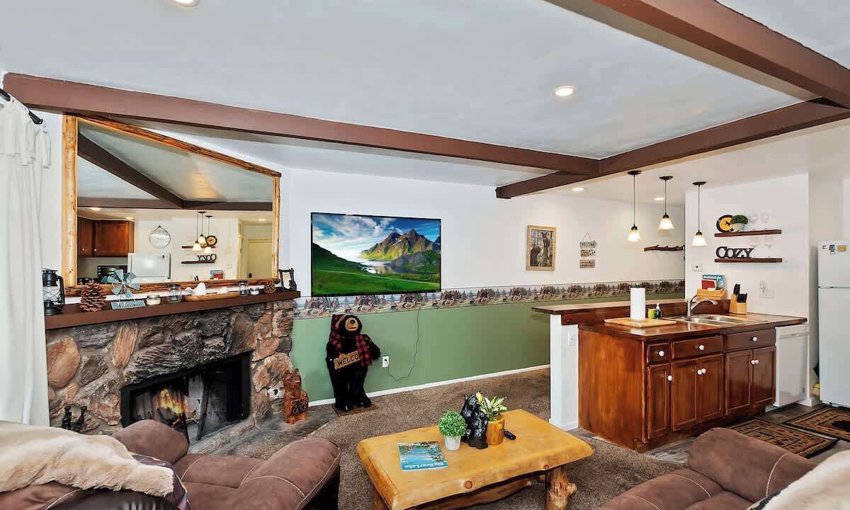 Photo of Livingroom in Boulder Bay