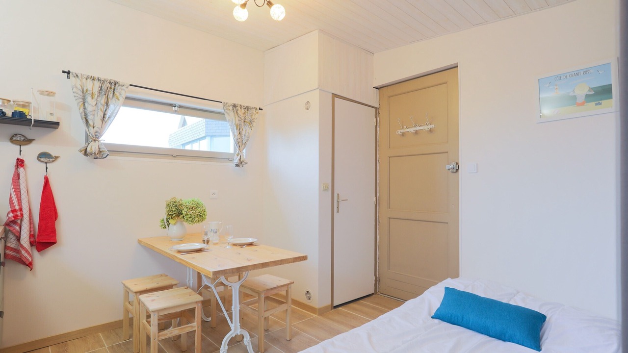 Photo of Bedroom in Tredrez-Locquemeau