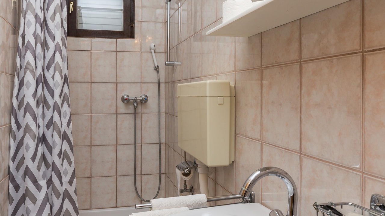Photo of Bathroom in Banici