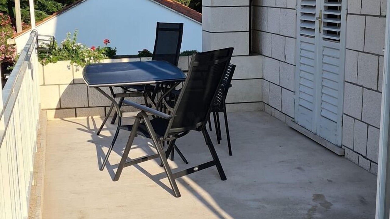 Photo of Patio Balcony in Pile
