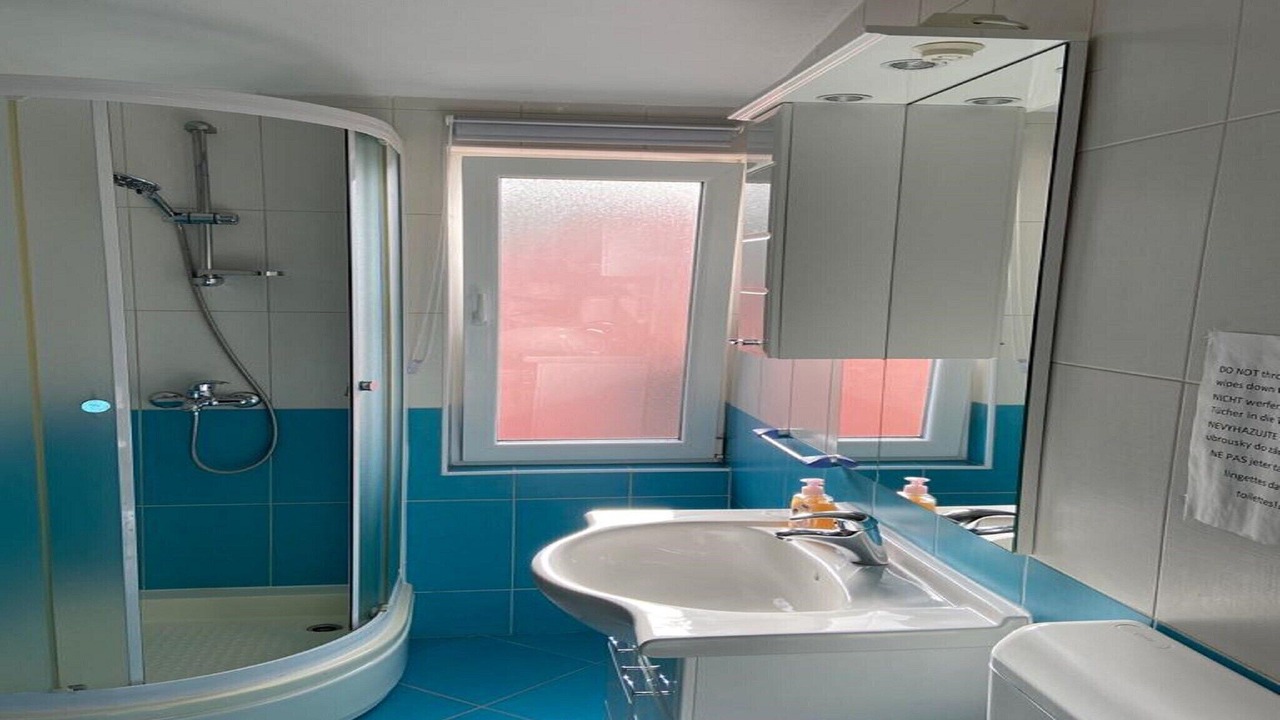 Photo of Bathroom in Blace