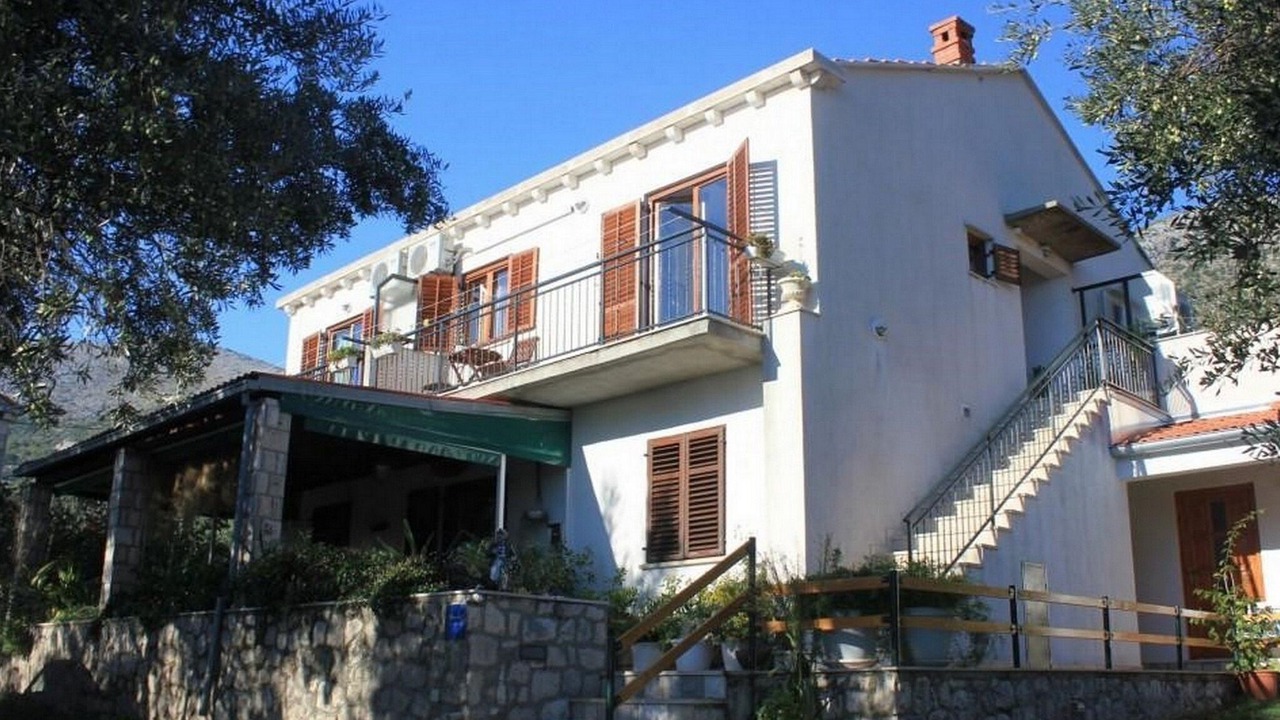 Photo of Outdoor in Brsecine