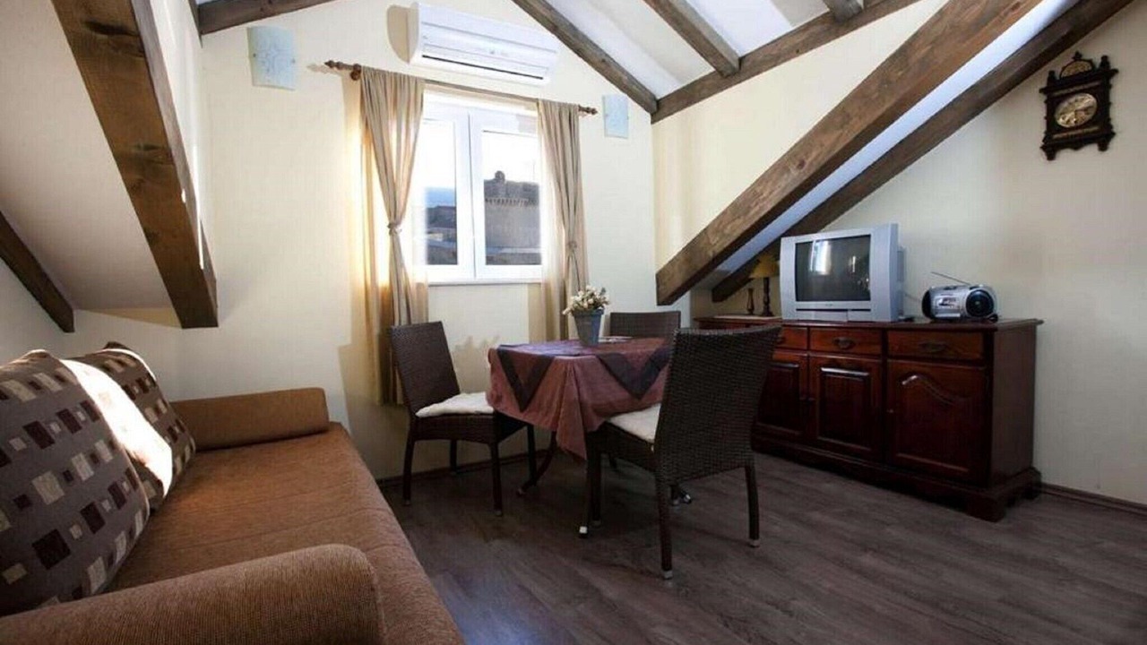 Photo of Livingroom in Gornji Kono