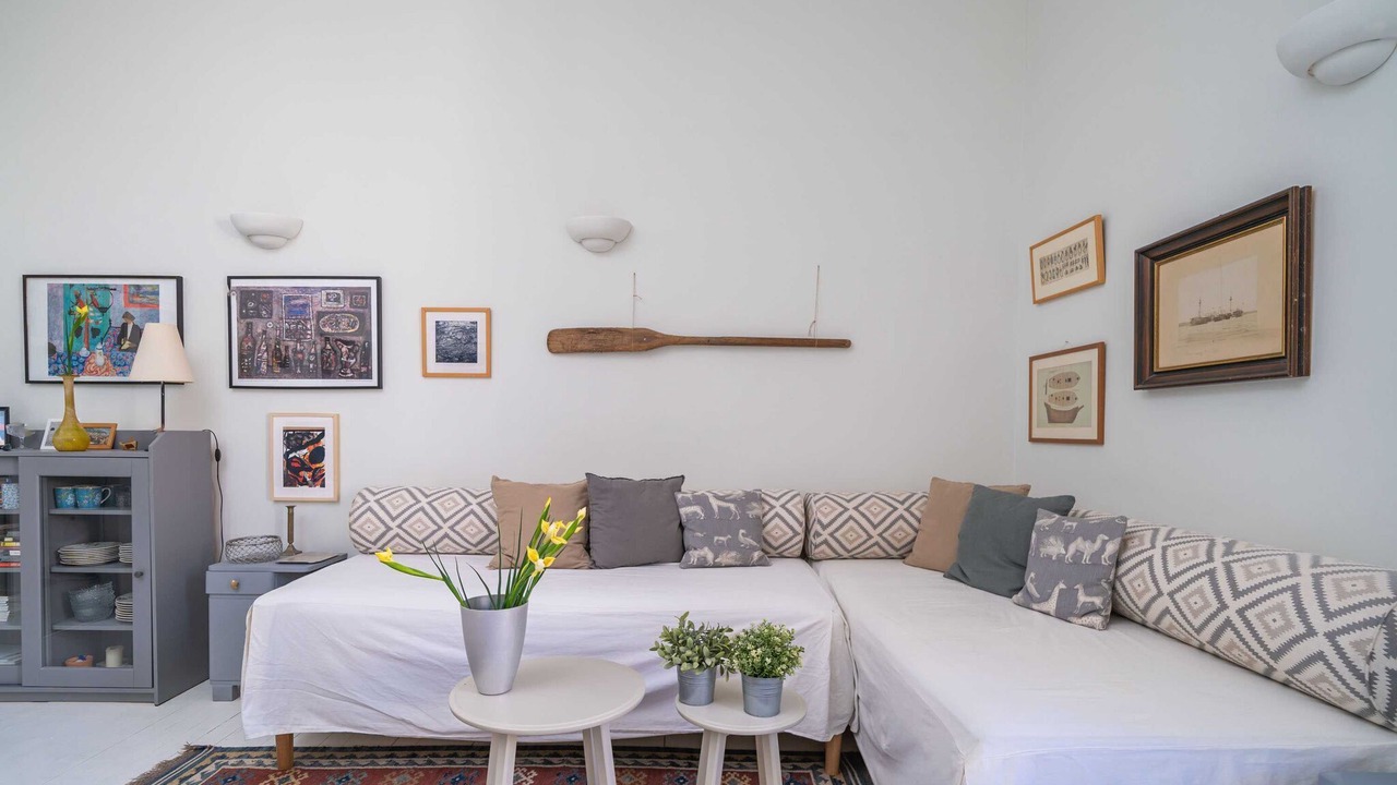 Photo of Livingroom in Pile