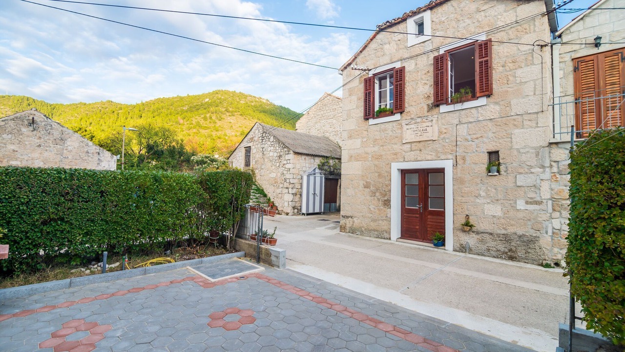 Photo of Outdoor in Zuljana