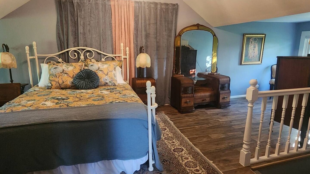 Photo of Bedroom in Montgomery