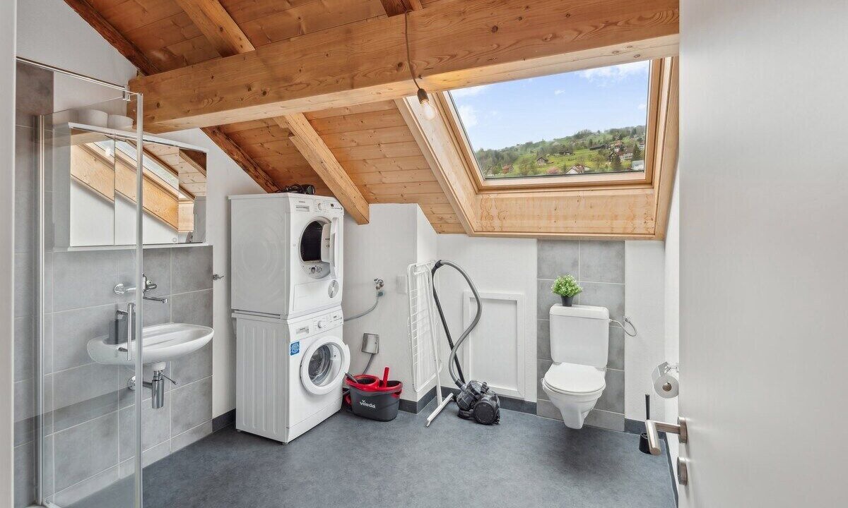 Photo of Others in Grabs