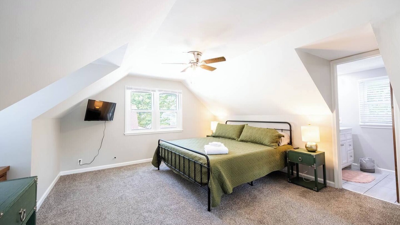 Photo of Bedroom in Champaign