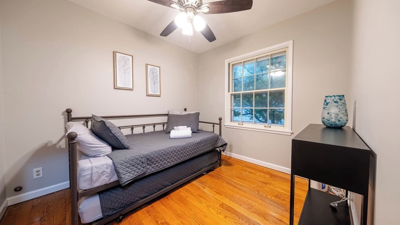 Photo of Bedroom in Champaign