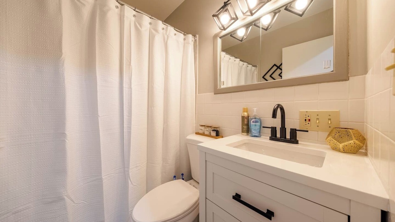 Photo of Bathroom in Champaign