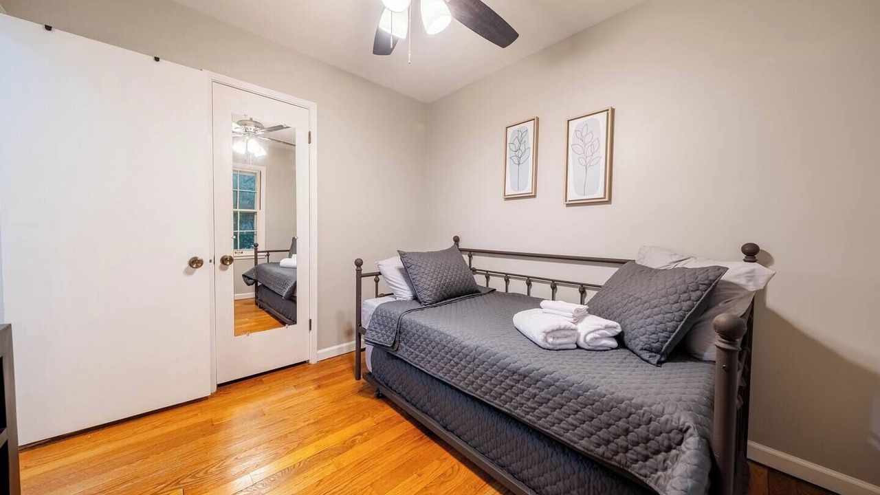 Photo of Bedroom in Champaign