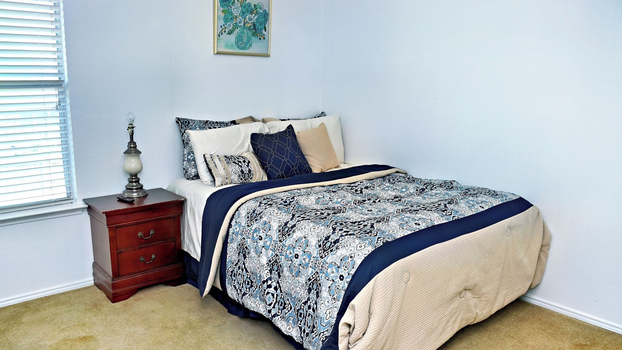 Photo of Bedroom in Southeast Arlington