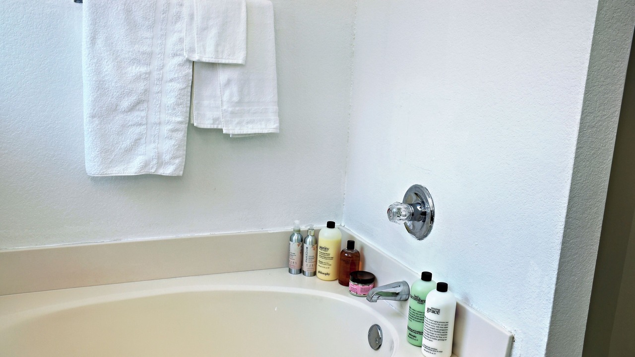 Photo of Bathroom in Southeast Arlington